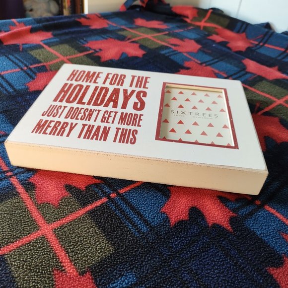 'Home for the Holidays Doesn't Get More Merry Than This' Decorative Photo Frame - Picture 2 of 5